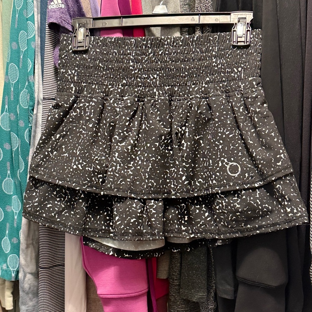 Bubble Brand skirt with liner. Brand new. Never have worn. Size small